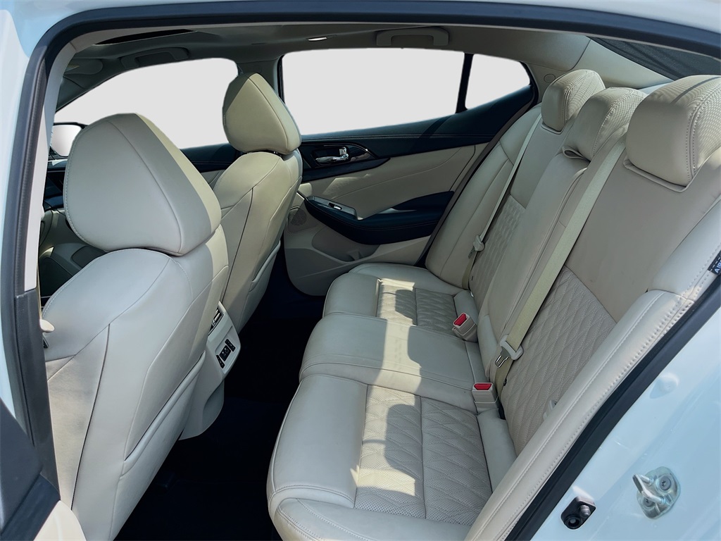 2023 Nissan Maxima Platinum photo 24