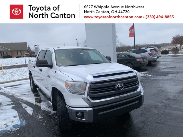 2015 Toyota Tundra SR5's photo