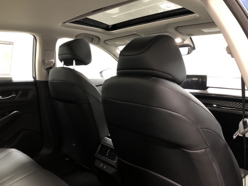 2025 Honda Accord Hybrid Touring photo 11