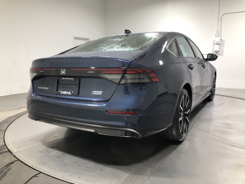 2025 Honda Accord Hybrid Touring photo 7