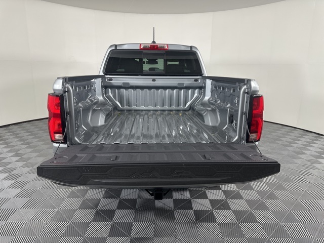 2026 Chevrolet Colorado LT photo 10