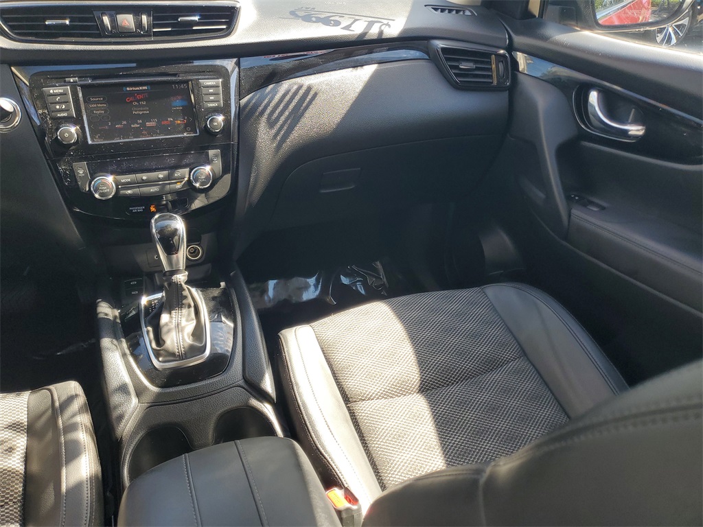 used 2022 Nissan Rogue Sport car, priced at $17,995