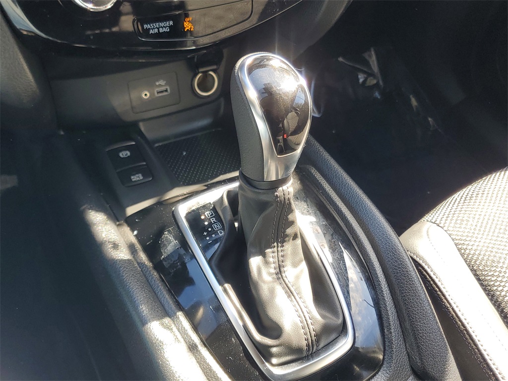 used 2022 Nissan Rogue Sport car, priced at $17,995