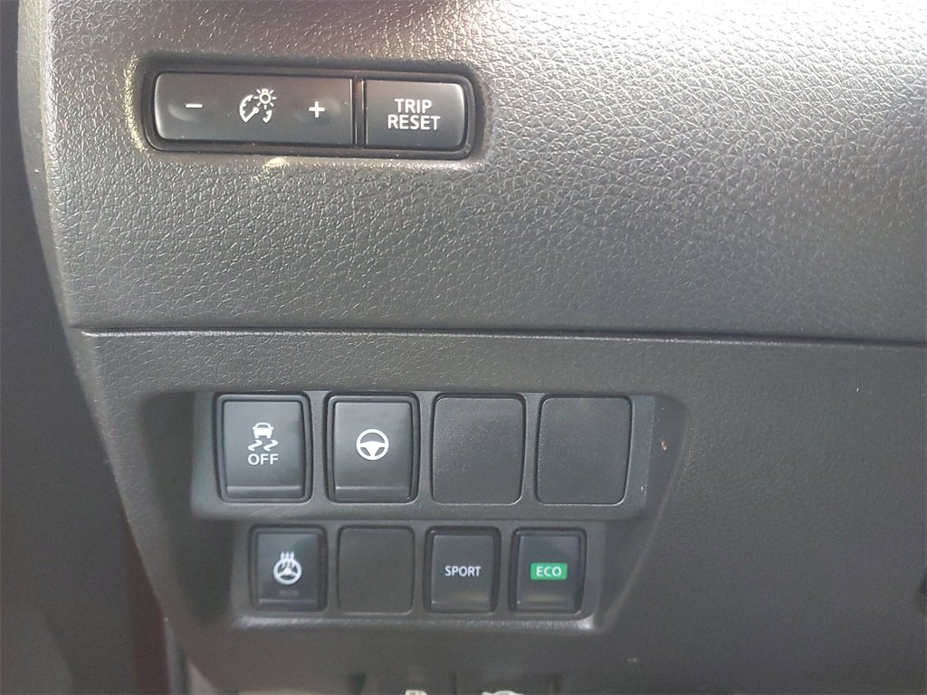 used 2022 Nissan Rogue Sport car, priced at $17,995