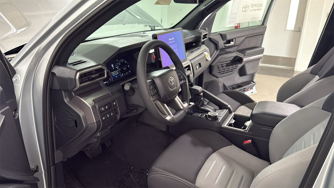 2025 Toyota Tacoma TRD Off-Road Double Cab photo 10