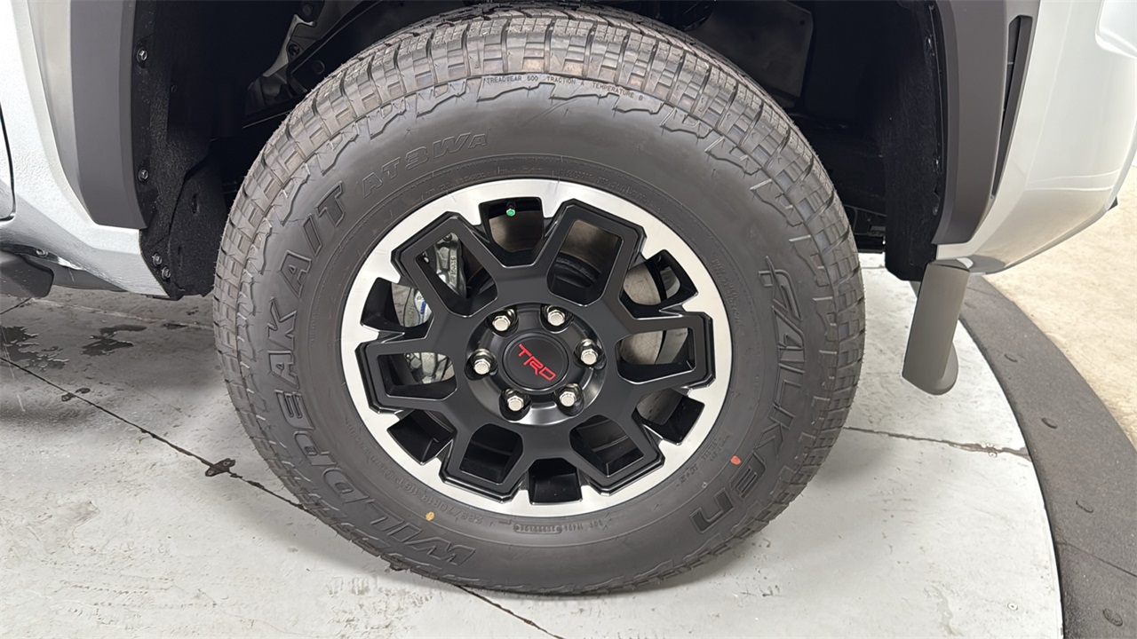 2025 Toyota Tacoma TRD Off-Road Double Cab photo 20