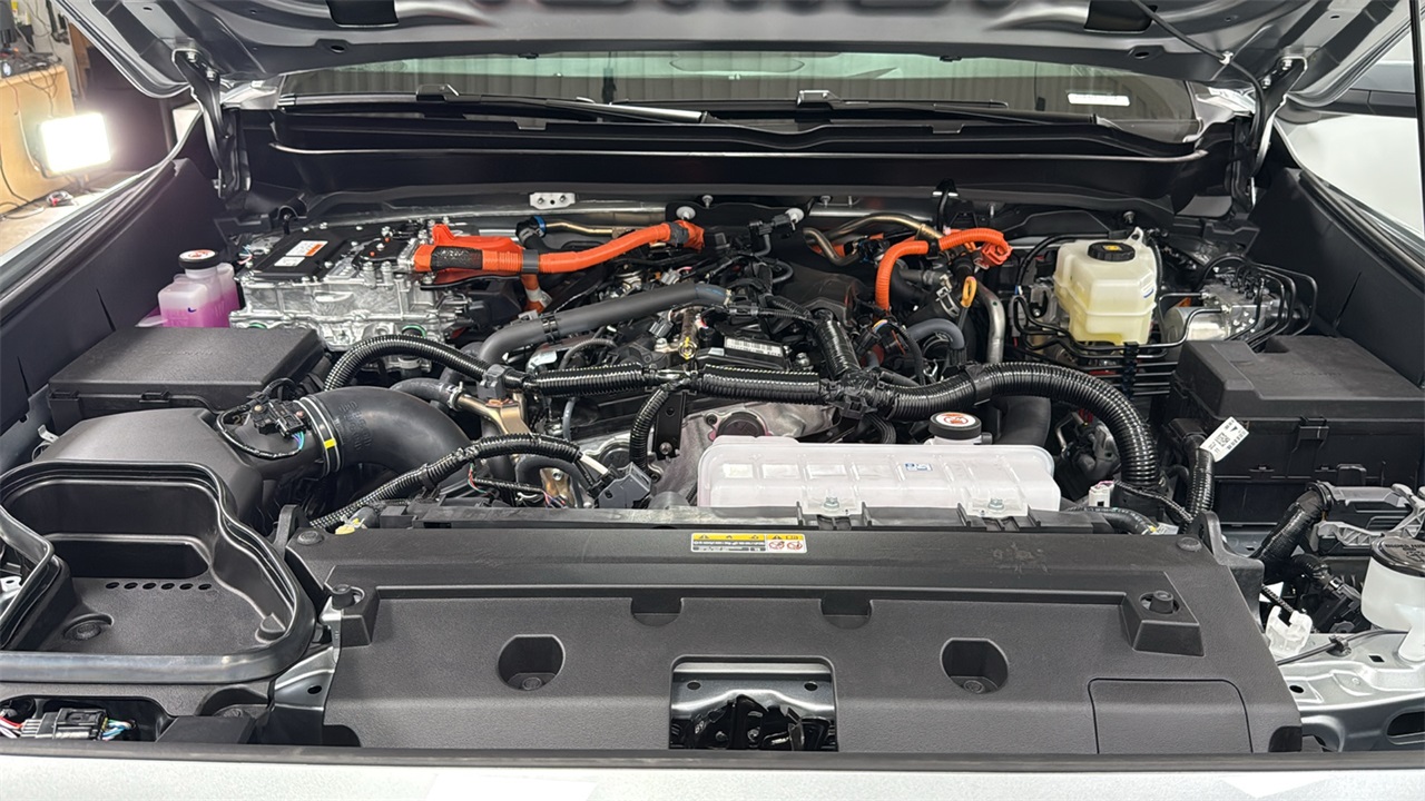 2025 Toyota Tacoma TRD Off-Road Double Cab photo 23