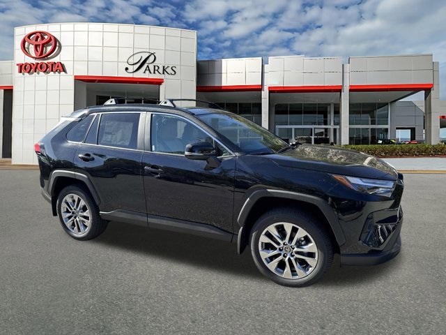 2025 Toyota RAV4 XLE Premium's photo