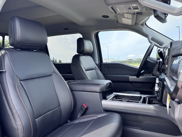 2025 Ford F-350 Super Duty Lariat