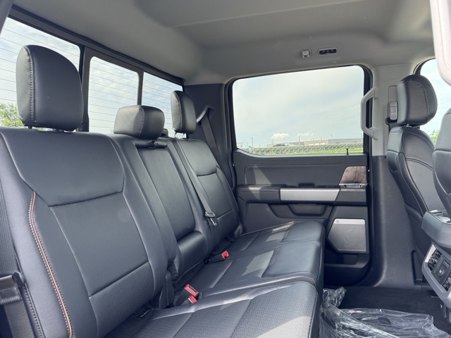 2025 Ford F-350 Super Duty Lariat