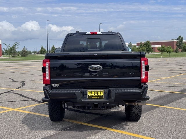 2025 Ford F-350 Super Duty Lariat