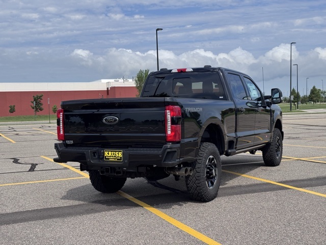 2025 Ford F-350 Super Duty Lariat