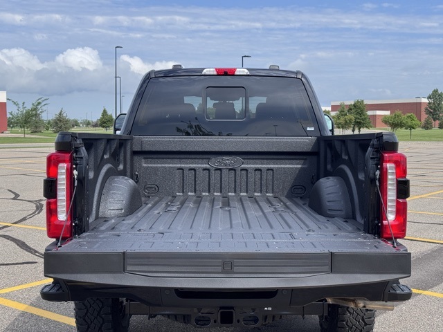 2025 Ford F-350 Super Duty Lariat