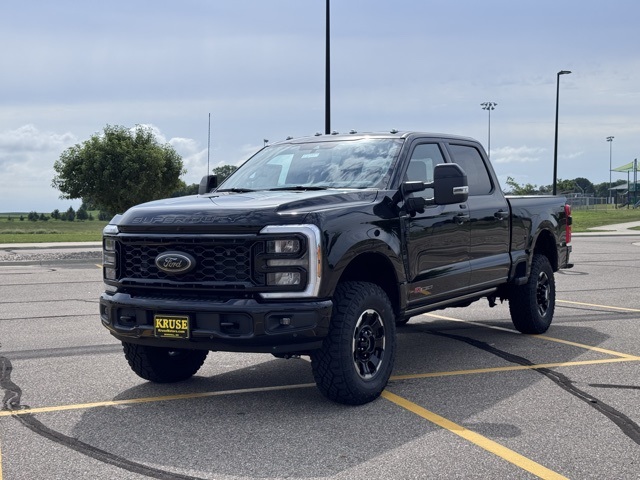 2025 Ford F-350 Super Duty Lariat
