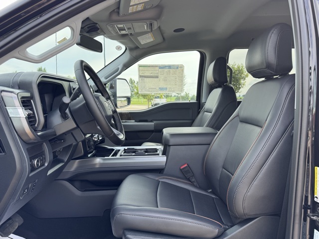 2025 Ford F-350 Super Duty Lariat