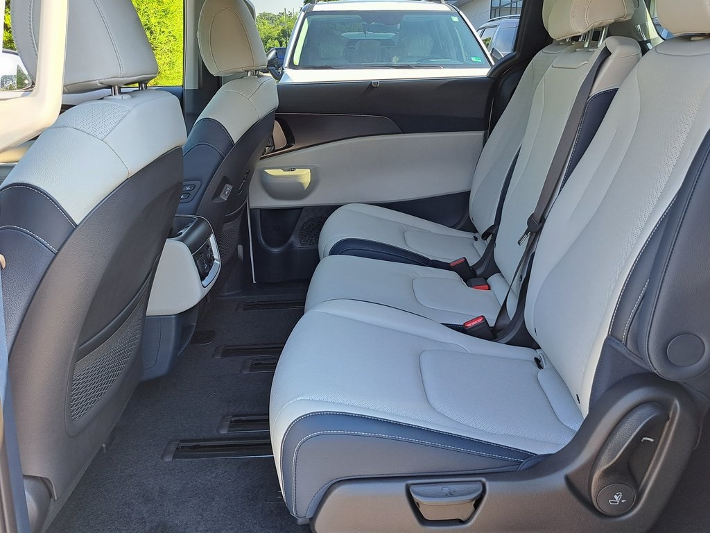 2026 Kia Carnival SX Prestige Sports Van FWD 13