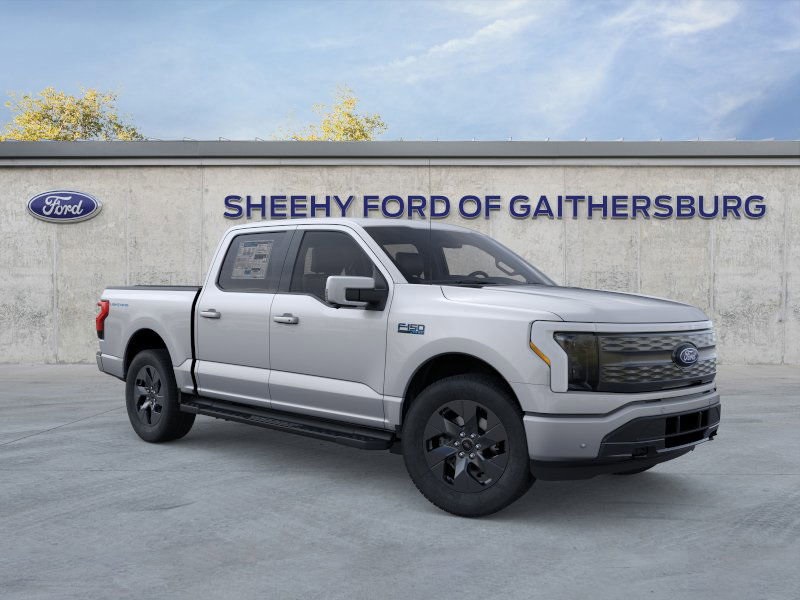 2025 Ford F-150 Lightning Lariat's photo