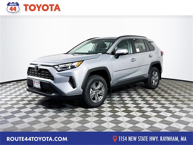 2025 Toyota RAV4 XLE's photo