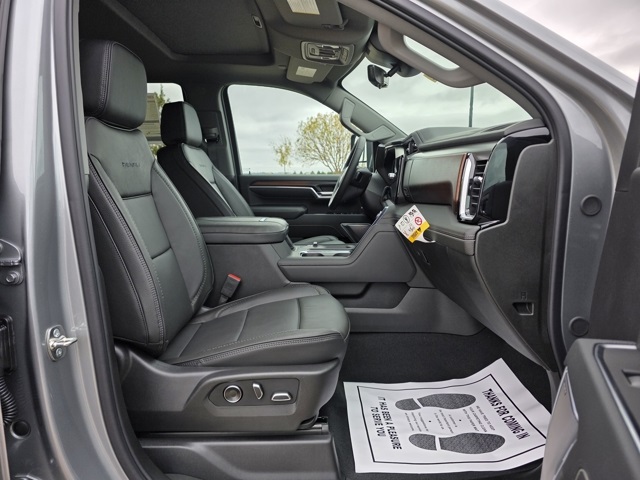 2026 GMC Sierra 3500HD Crew Cab, Long Bed, Denali, 4WD