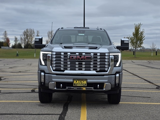 2026 GMC Sierra 3500HD Crew Cab, Long Bed, Denali, 4WD