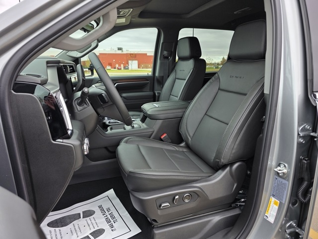 2026 GMC Sierra 3500HD Crew Cab, Long Bed, Denali, 4WD