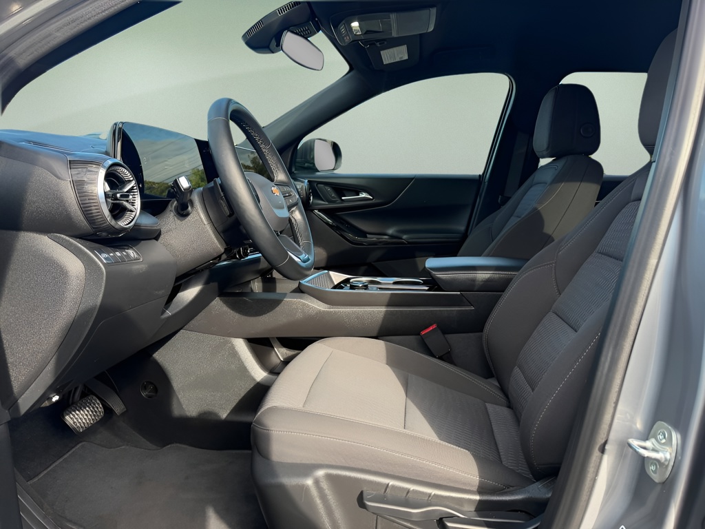 Used 2026 Chevrolet Equinox SUV