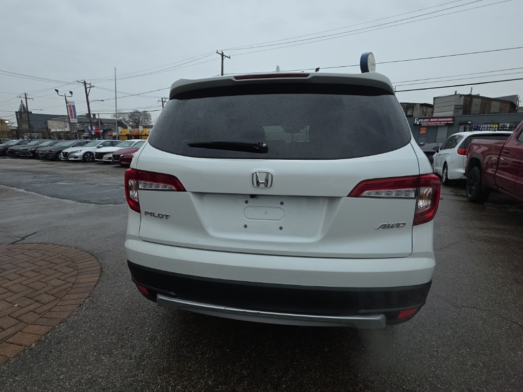 used 2022 Honda Pilot car, priced at $23,895