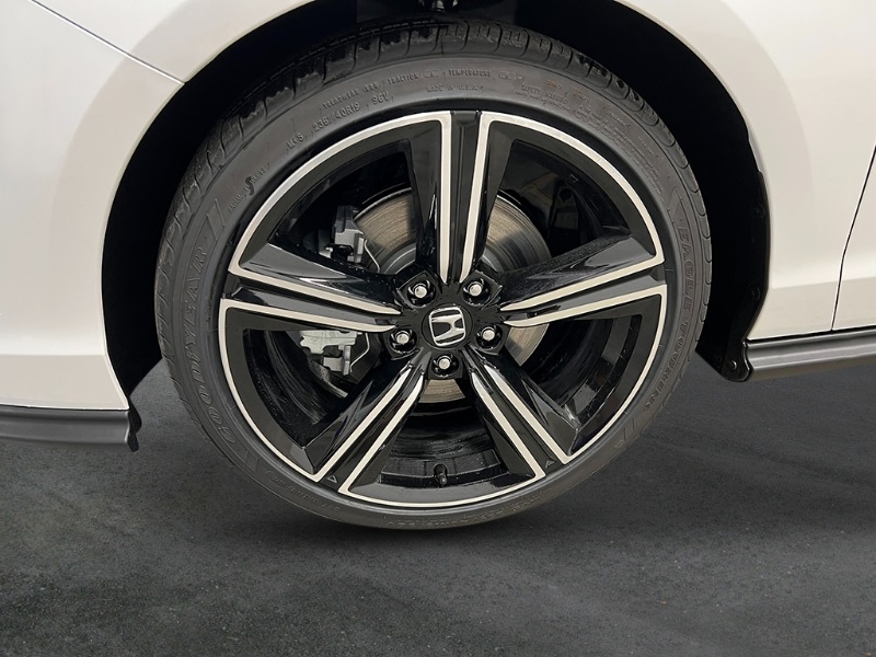 2025 Honda Accord Hybrid Sport Sedan 4 Dr. FWD 11