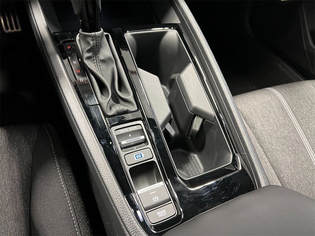 2025 Honda Accord Hybrid Sport Sedan 4 Dr. FWD 16
