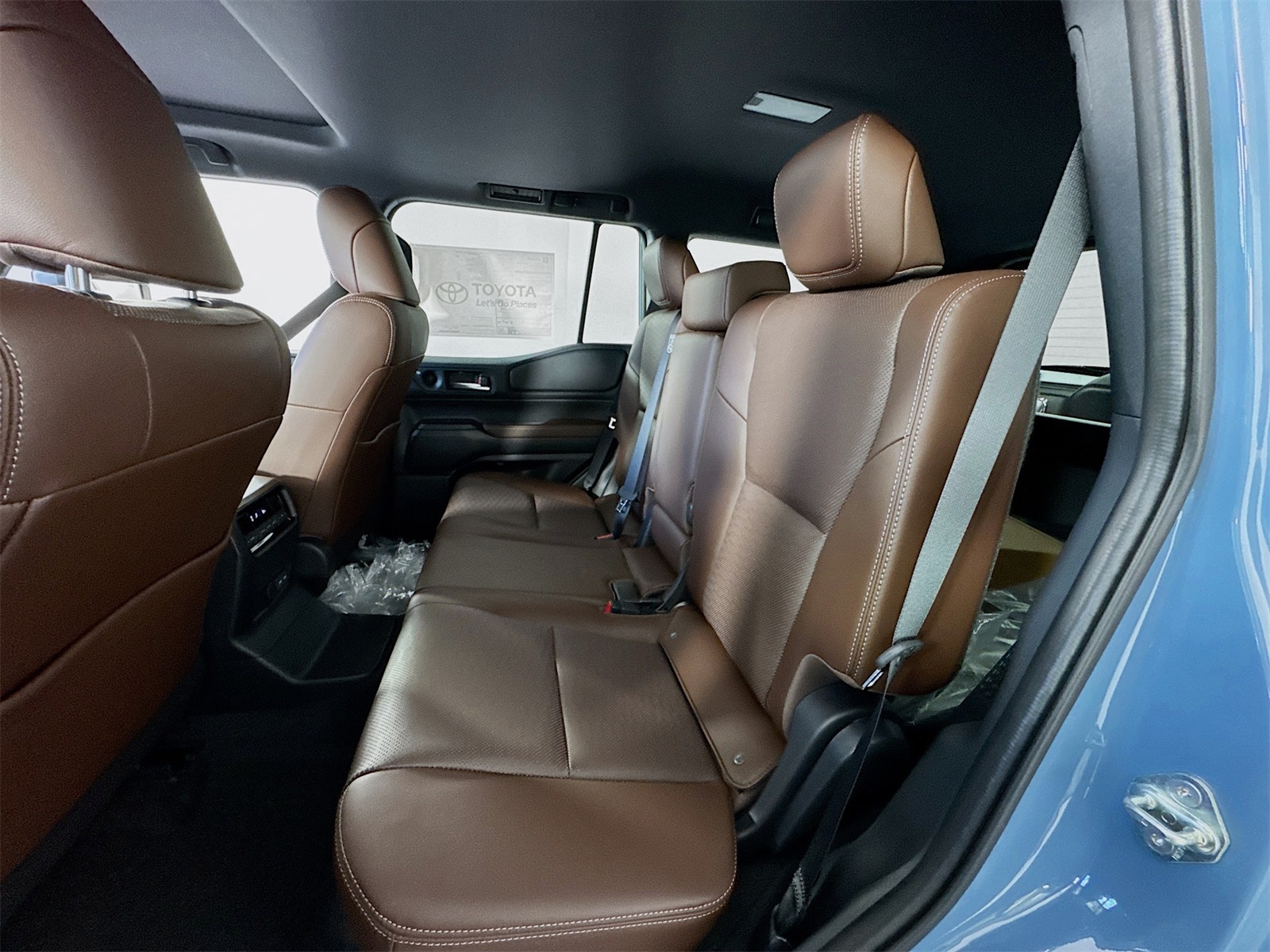 2025 Toyota Land Cruiser photo 12