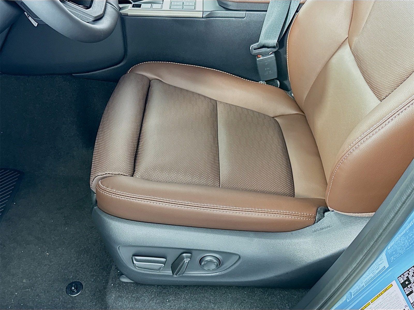 2025 Toyota Land Cruiser photo 15