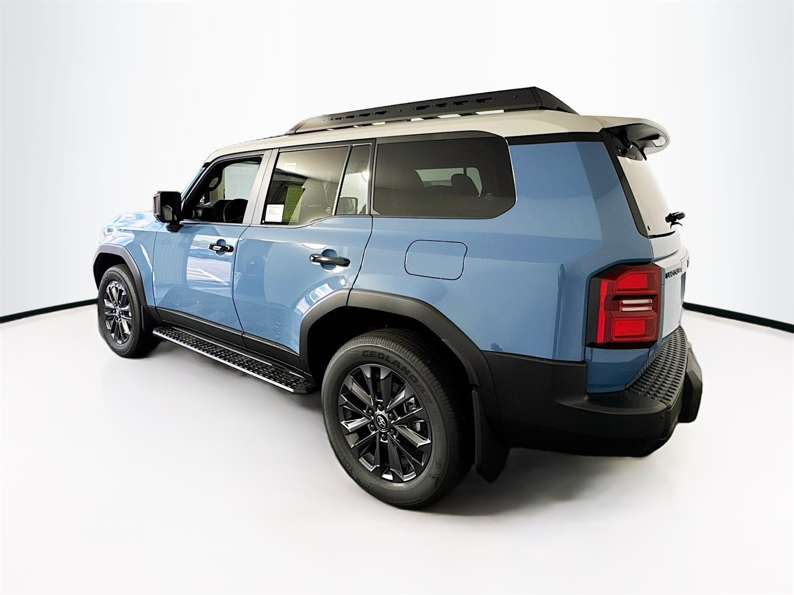 2025 Toyota Land Cruiser photo 4