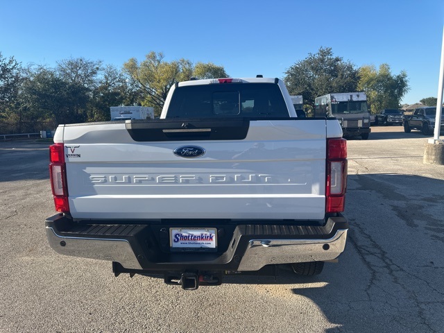 2021 Ford F-250 photo 2