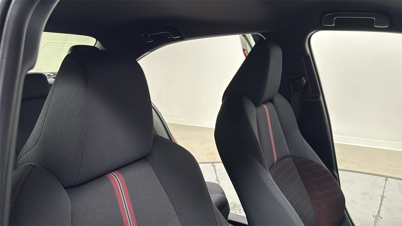 2025 Toyota Corolla Hybrid SE photo 18