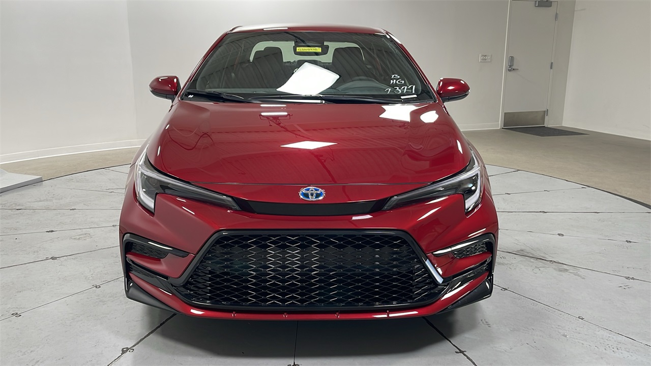 2025 Toyota Corolla Hybrid SE photo 2