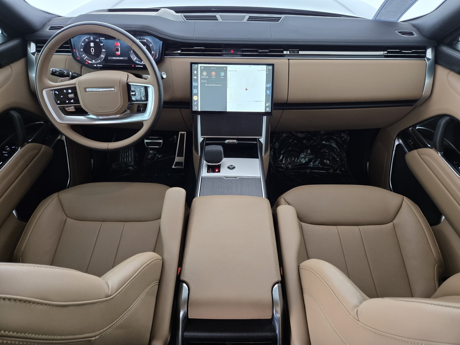 2025 Land Rover Range Rover SE photo 4