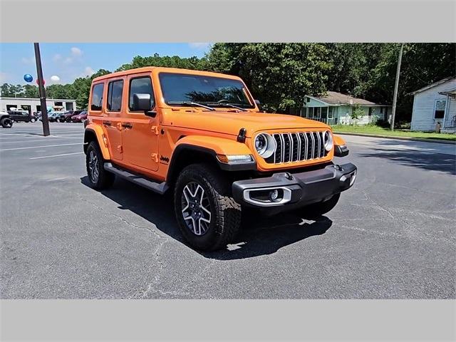 2025 Jeep Wrangler 4-Door Sahara 4x4