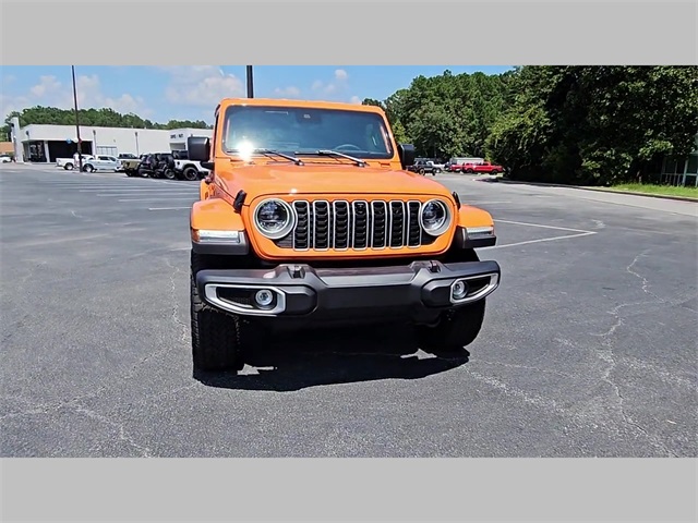 2025 Jeep Wrangler 4-Door Sahara 4x4