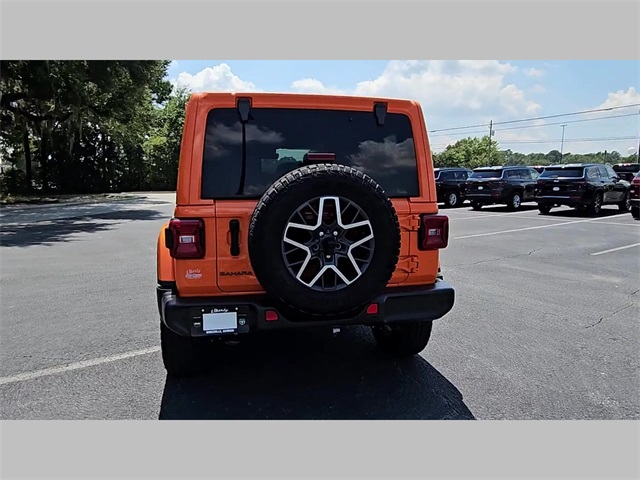 2025 Jeep Wrangler 4-Door Sahara 4x4