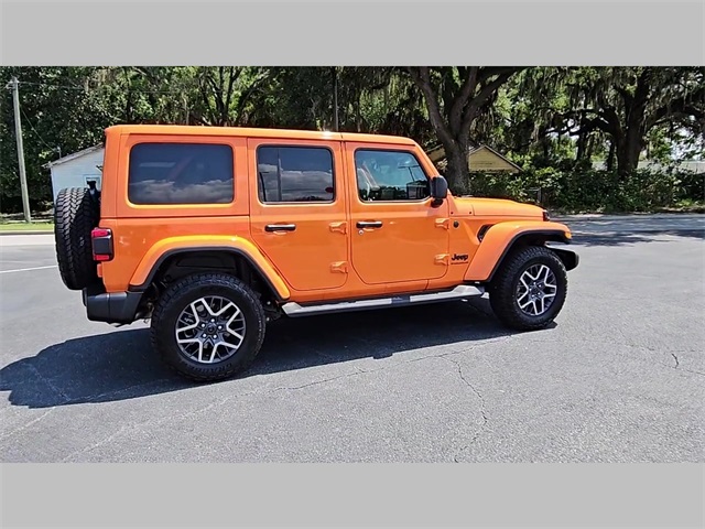 2025 Jeep Wrangler 4-Door Sahara 4x4
