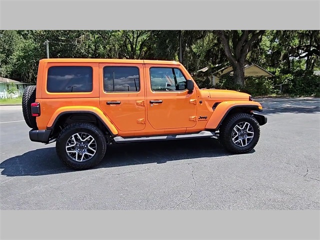 2025 Jeep Wrangler 4-Door Sahara 4x4