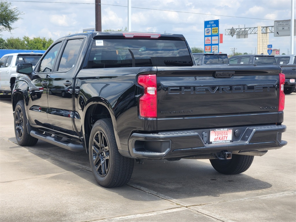 2024 Chevrolet Silverado 1500 Custom photo 5