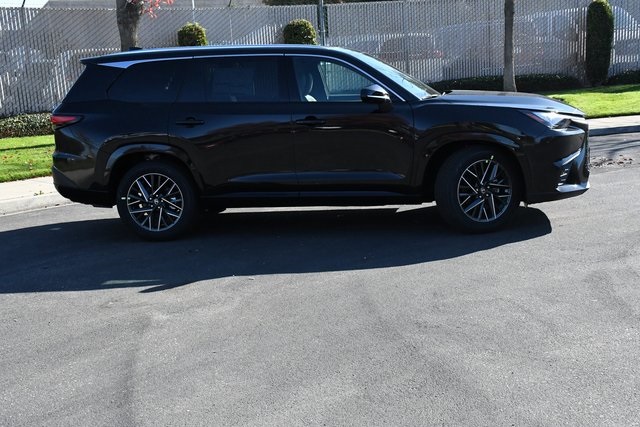 2026 Lexus TX 350 Premium photo 2