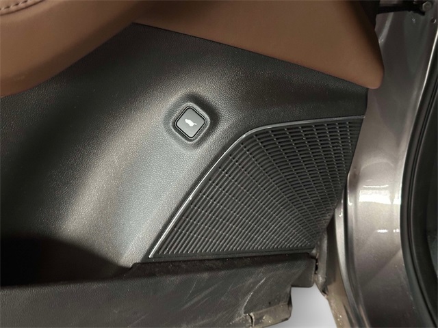 used 2023 Acura MDX car, priced at $40,150