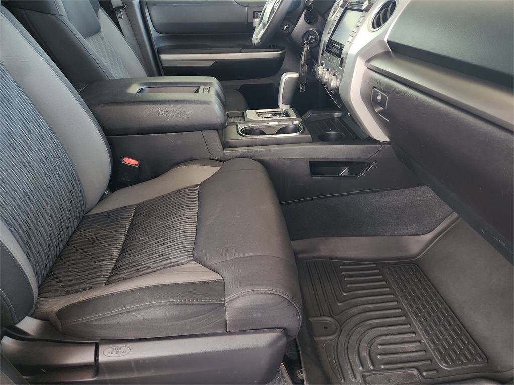 2015 Toyota Tundra SR5 Grade photo 13