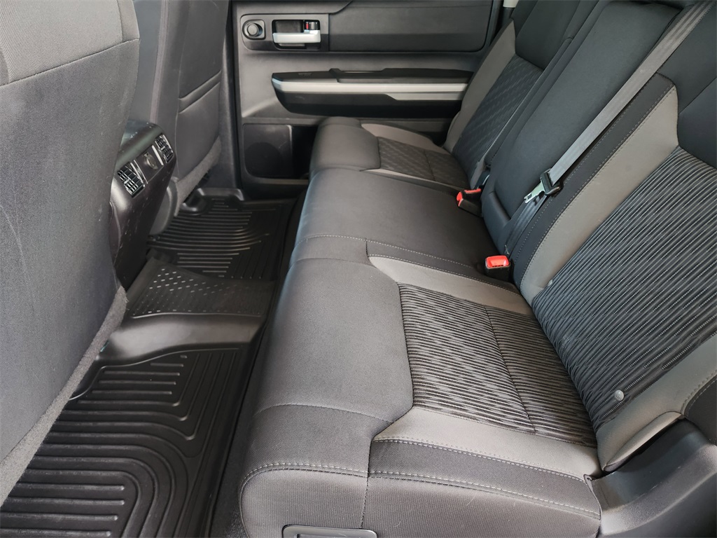 2015 Toyota Tundra SR5 Grade photo 25