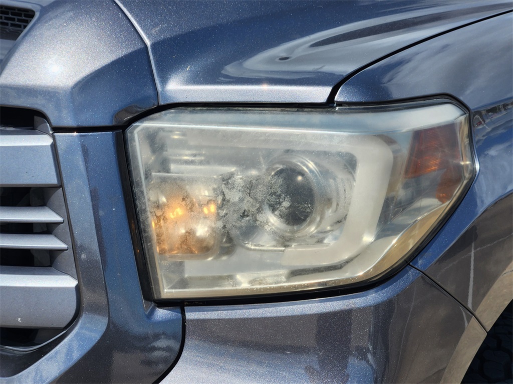 2015 Toyota Tundra SR5 Grade photo 8