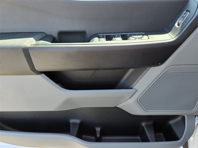 New 2025 Ford Super Duty F-550 Chassis Crew Cab (DRW) 203" Wheelbase XL