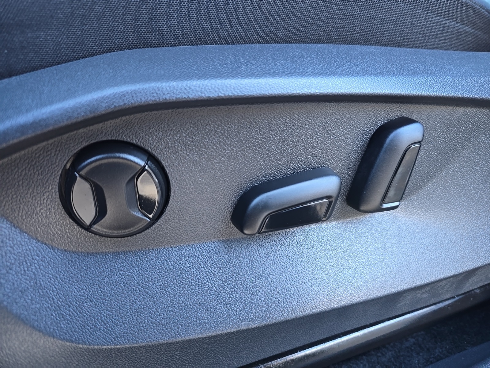 used 2023 Volkswagen Tiguan car, priced at $26,000