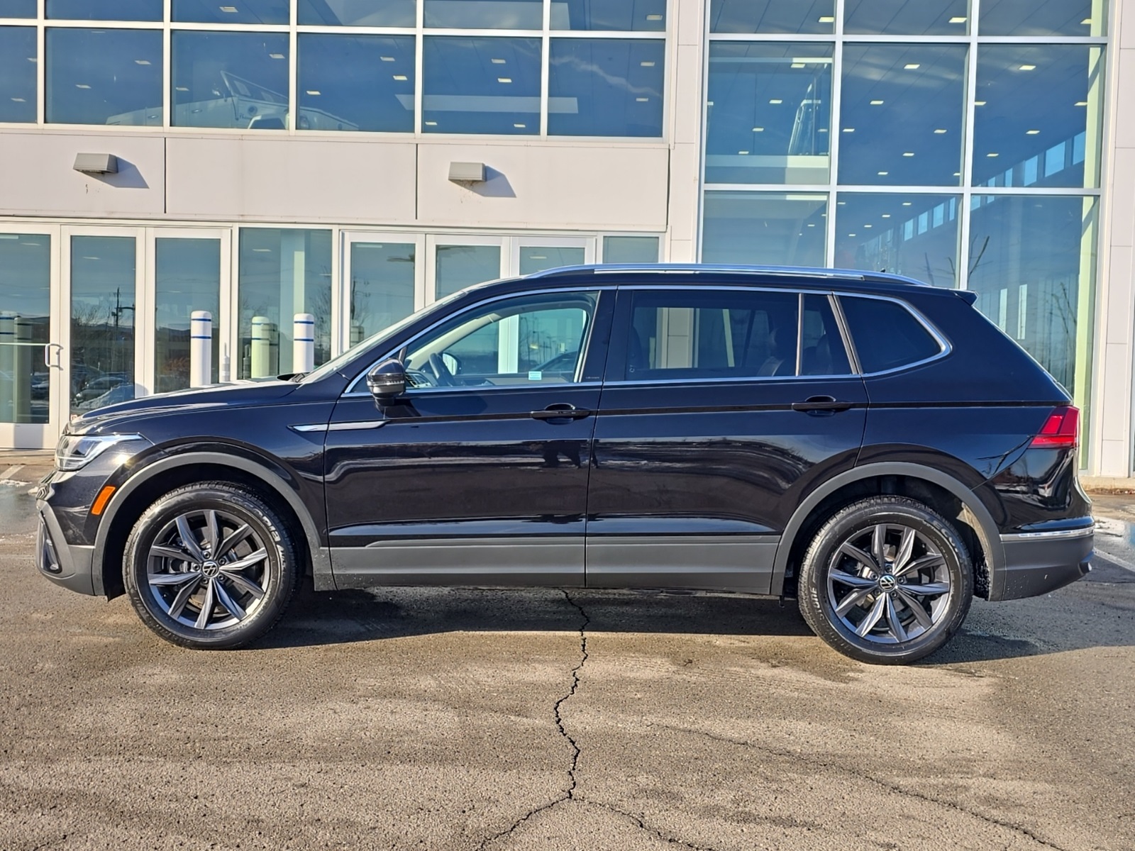 used 2023 Volkswagen Tiguan car, priced at $26,000